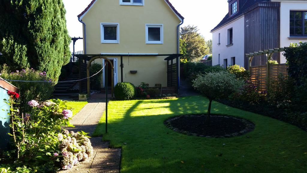 Ferienhaus Am Hasselberg Husum Husum  Extérieur photo