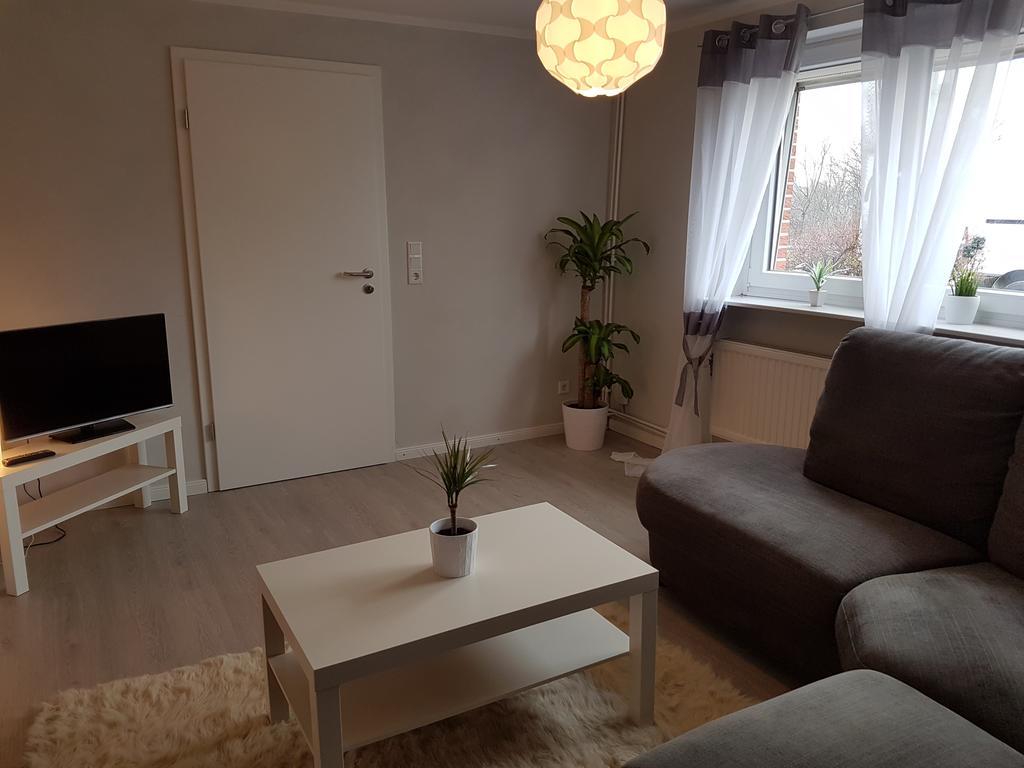 Ferienhaus Am Hasselberg Husum Husum  Extérieur photo